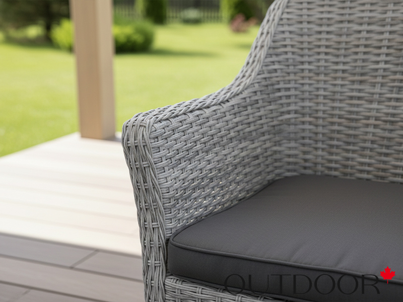 Комплект мебели из ротанга OUTDOOR Фиджи (стол, 4 стула), узкое плетение, светлый микс, уцен.