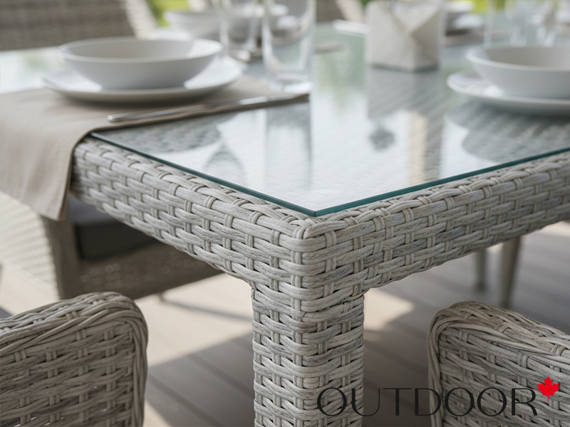 Комплект мебели из ротанга OUTDOOR Фиджи (стол, 4 стула), узкое плетение, светлый микс, уцен.