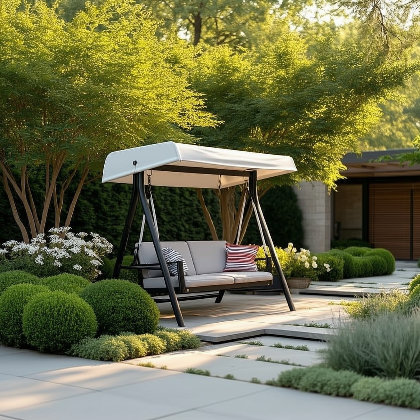 Садовые качели для комфортного отдыха на свежем воздухе