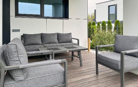 Алюминий в уличной мебели: устойчивость и долговечность