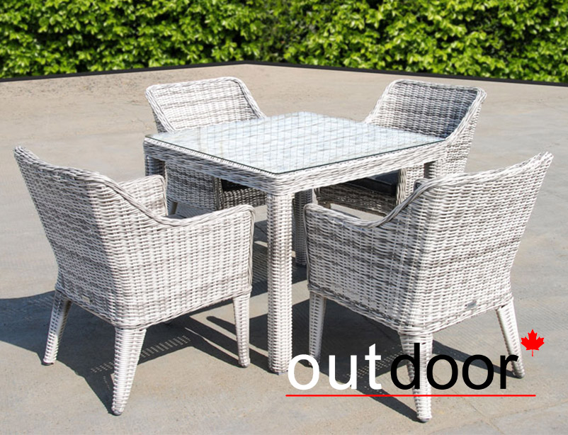 Комплект мебели из ротанга OUTDOOR Фиджи (стол, 4 стула), узкое плетение, светлый микс