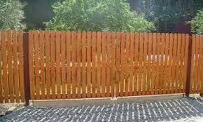 Забор из деревянного штакетника1
