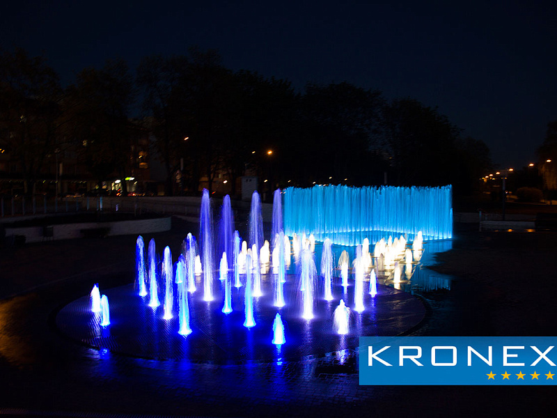 Фонтан в г.Минске на основании из  регулируемых опор Kronex.