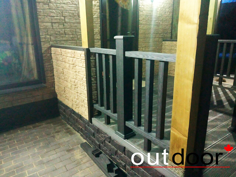 Ограждения из ДПК Outdoor для крыльца дома в Смолевичском районе.