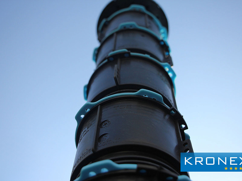 Фонтан в г.Минске на основании из  регулируемых опор Kronex.