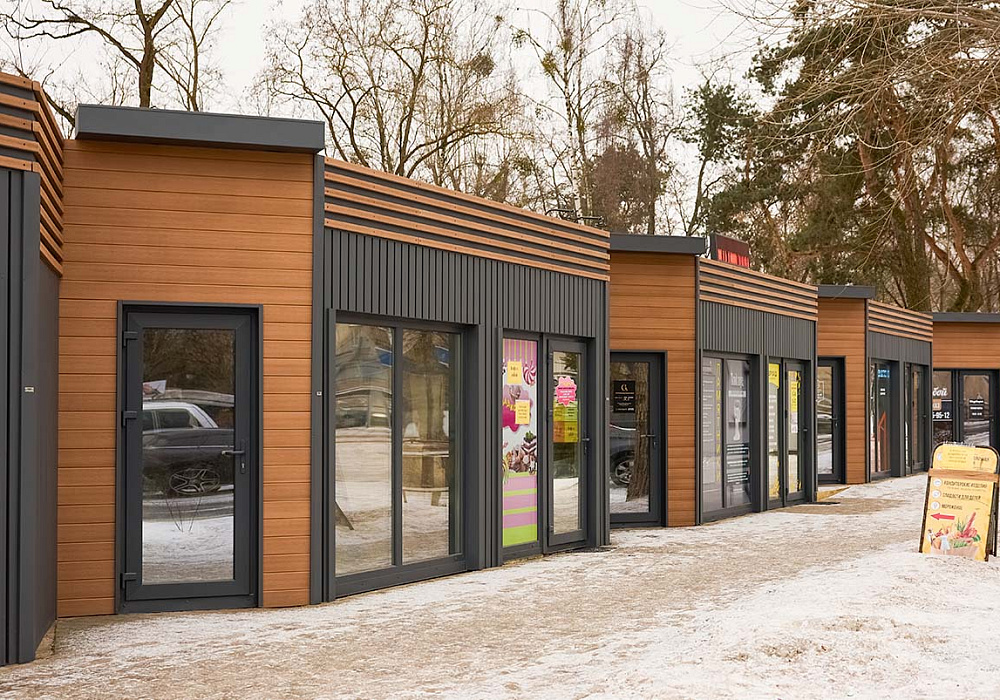 Оформление фасадов парка ларьков