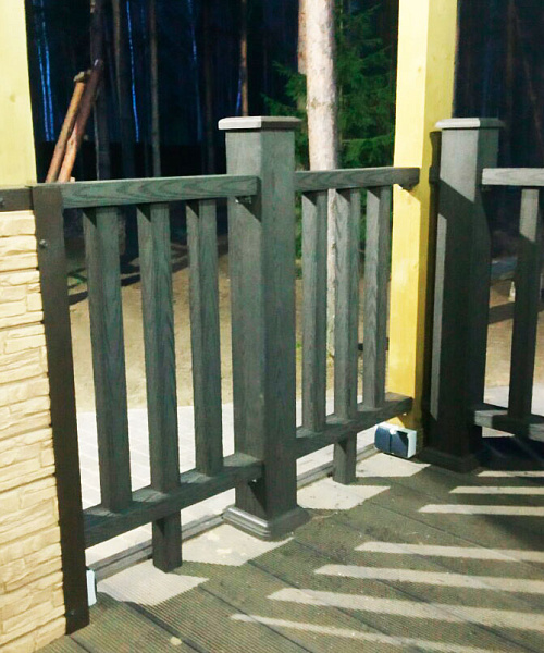 Ограждения из ДПК Outdoor для крыльца дома в Смолевичском районе.