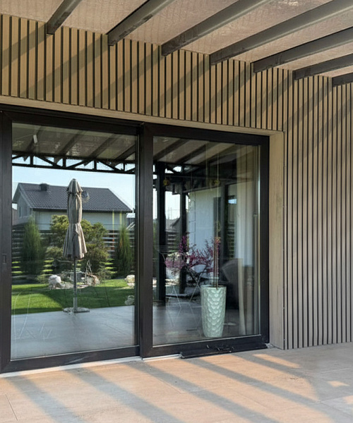 Облицовка фасада универсальными 3D-панелями